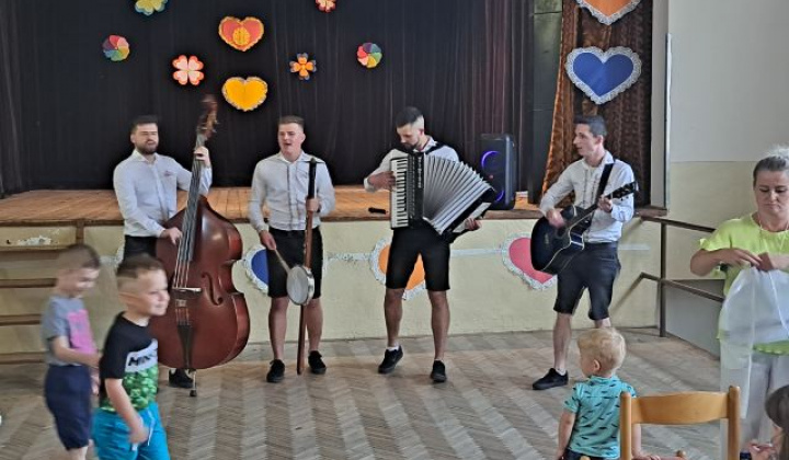 Deň matiek – nedeľa 21.05.  Deň matiek – nedeľa 21.05.